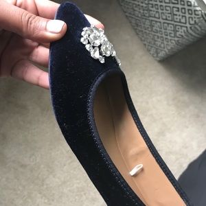 Banana republic pointed toe velvet shoe, size 8.5